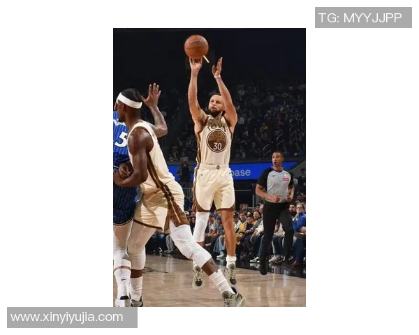 巴特勒21分库里26+6+单节15分，班凯罗准三双背锅，勇士复仇魔术